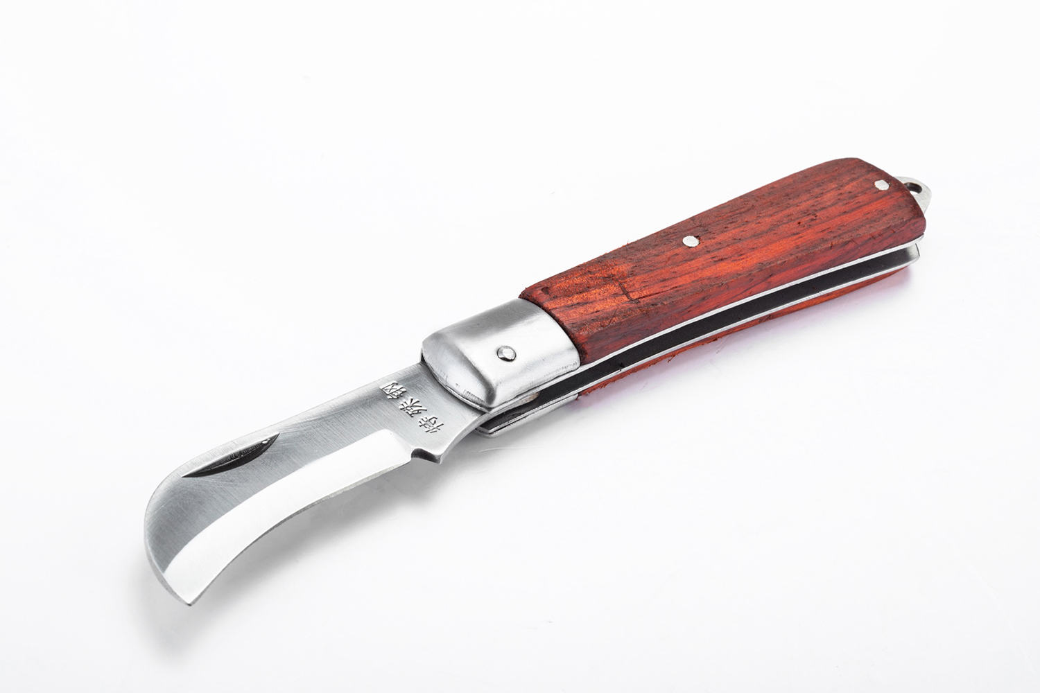 70mm Dao tuốt dây điện lưỡi cong cán gỗ SATA 03110 4