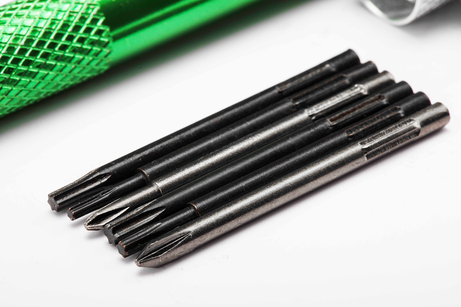 Bộ tuốc nơ vít điện tử 6 món SATA 03142 1