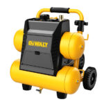 Máy nén khí không dầu 17L Dewalt DXCM3321782 3