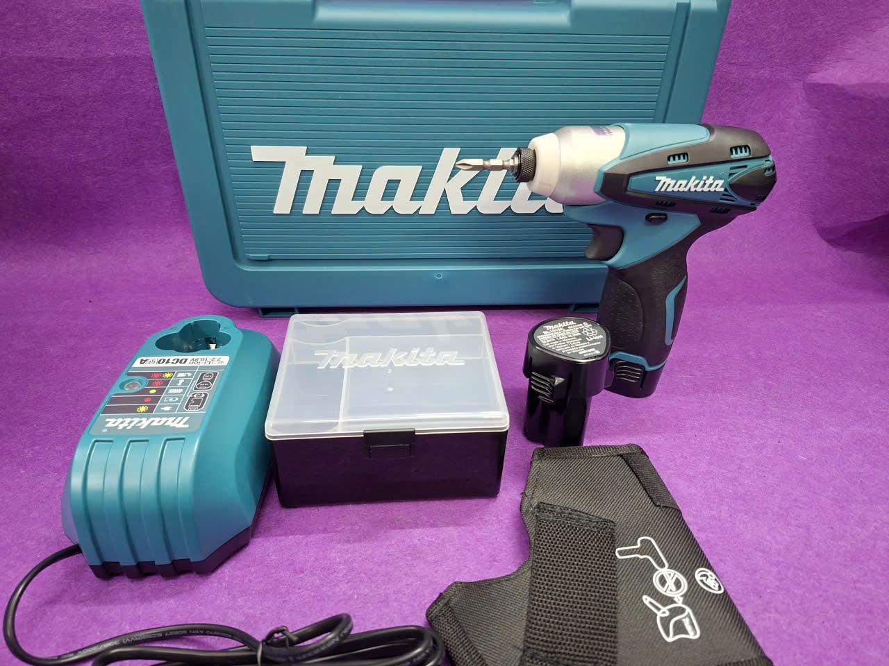 Máy bắt vít pin Makita TD090DWE 10.8V 4