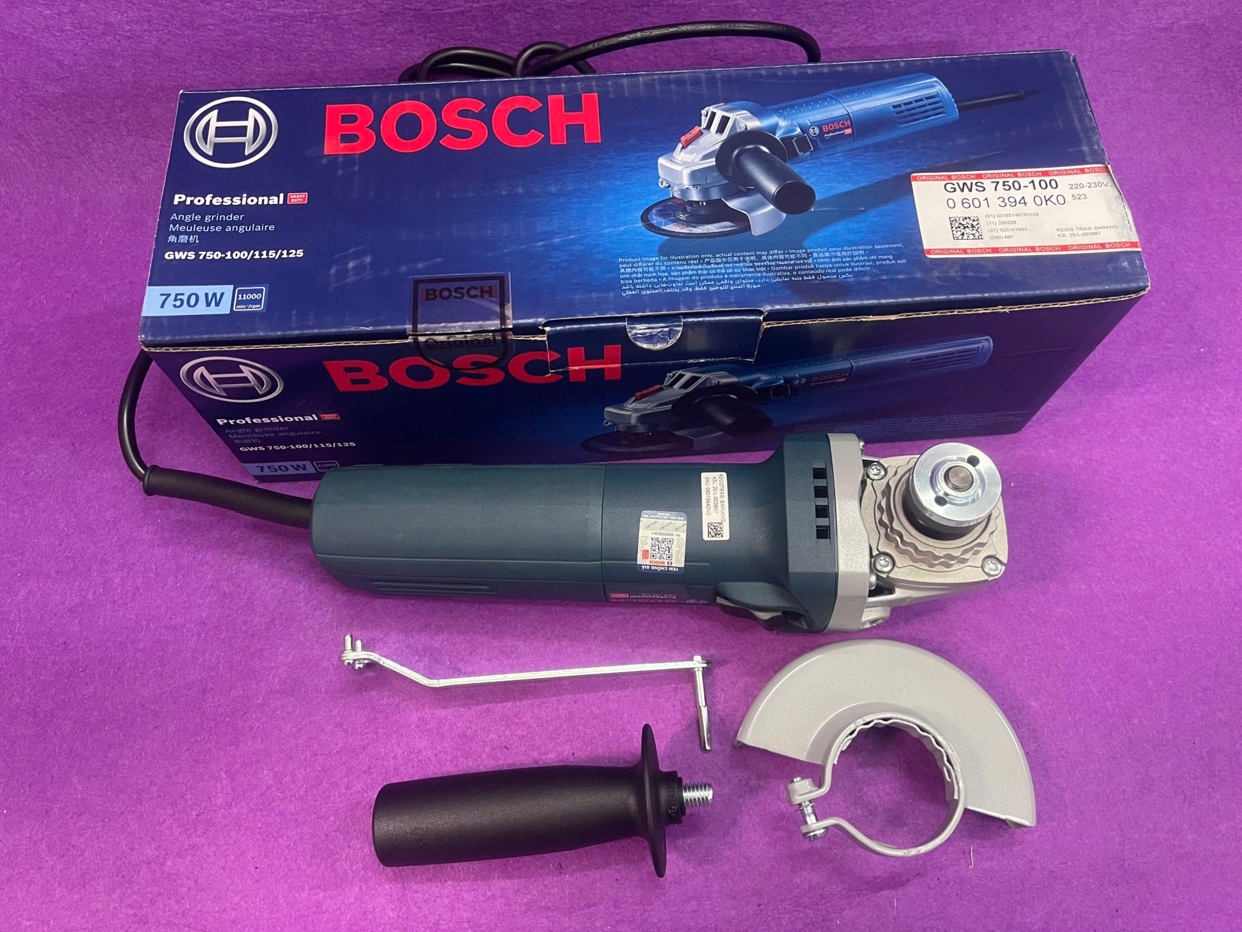 Máy mài góc Bosch GWS 750-100 Freedom 6