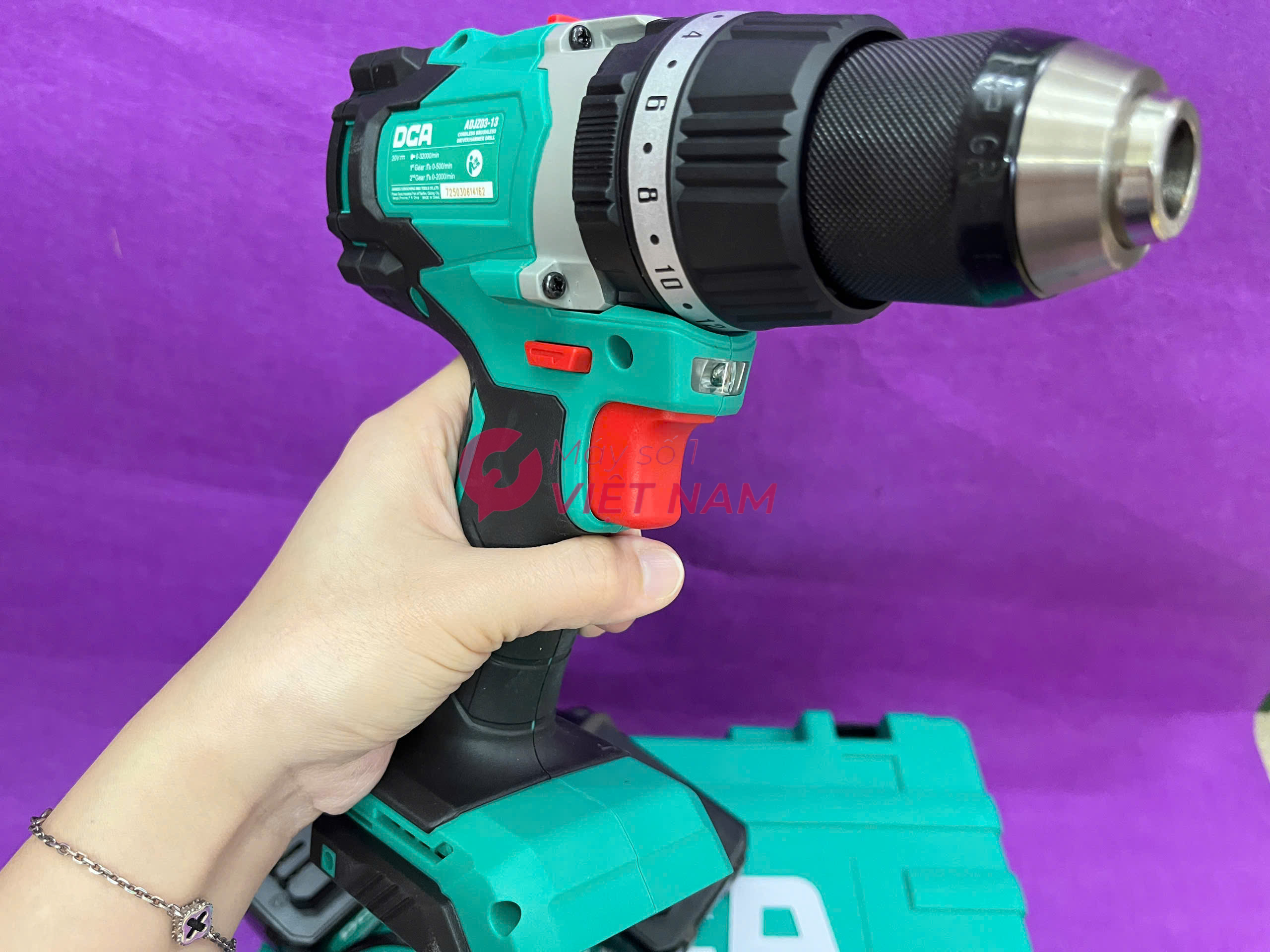 máy khoan động lực dùng pin 20V DCA ADJZ03-13EM combo 2 pin 4.0Ah chính hãng