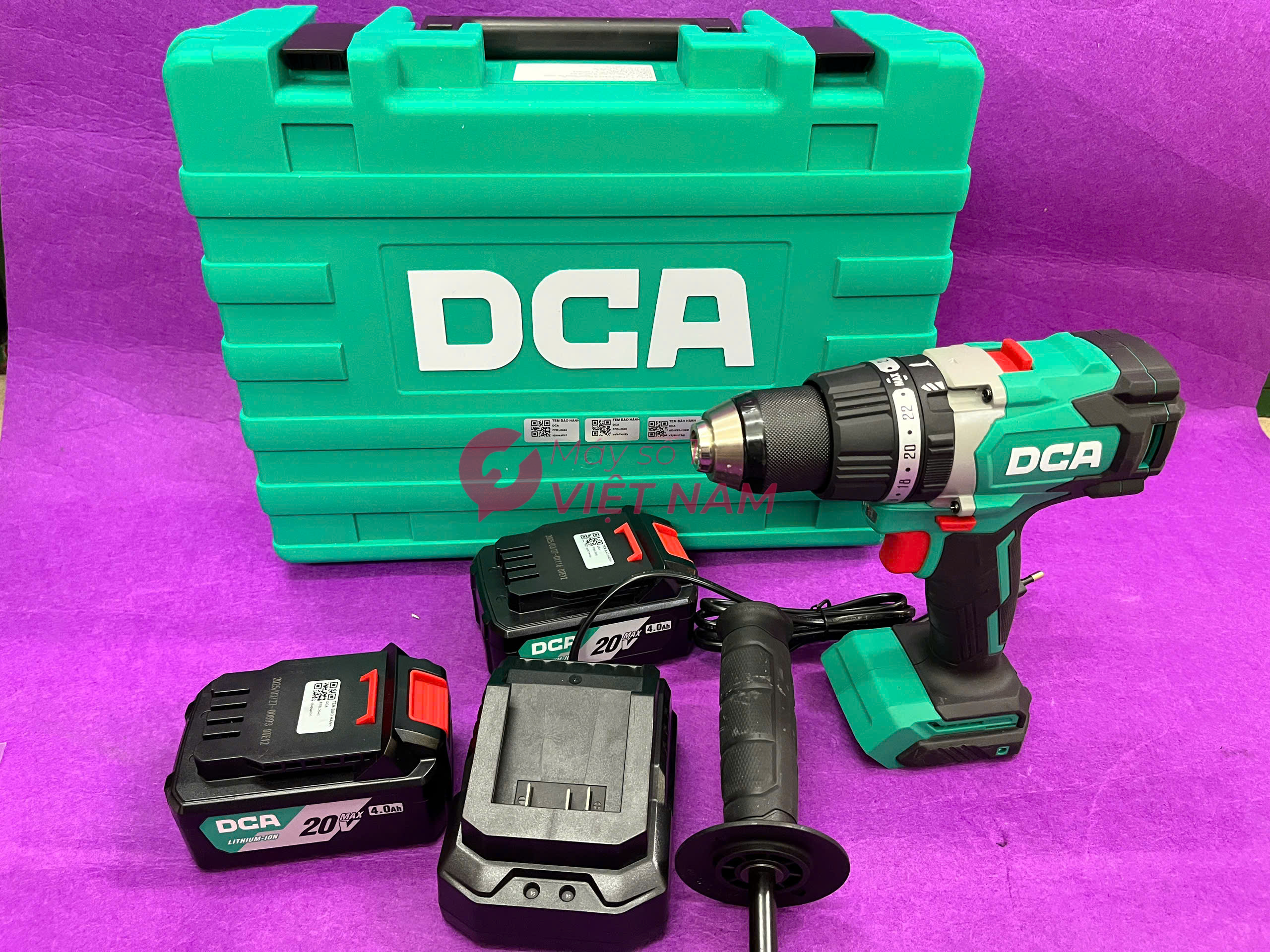 máy khoan động lực dùng pin 20V DCA ADJZ03-13EM kèm 2 pin 4.0Ah