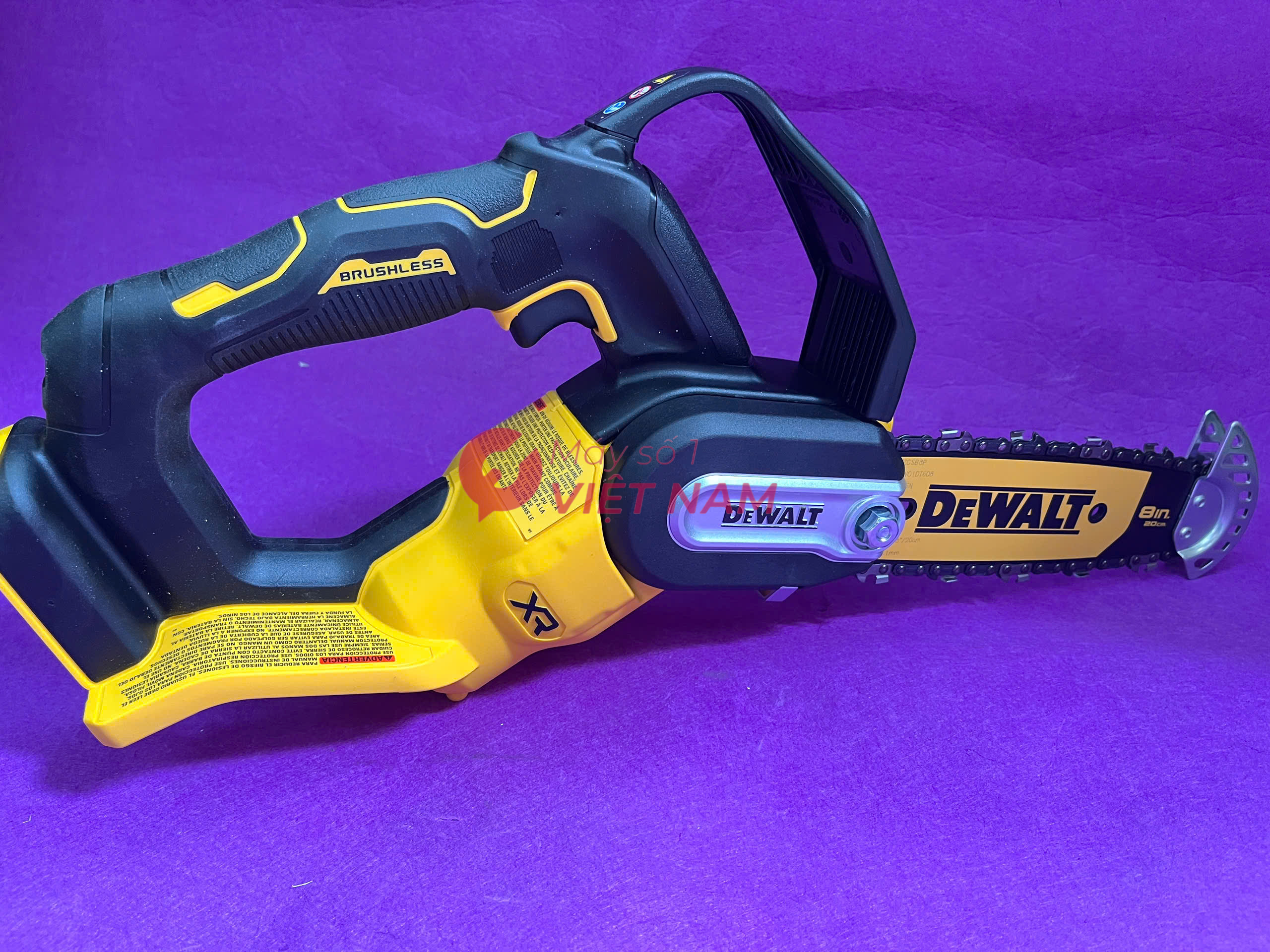 Máy cưa xích Dewalt DCCS623B 20V chính hãng gọn nhẹ cho làm vườn