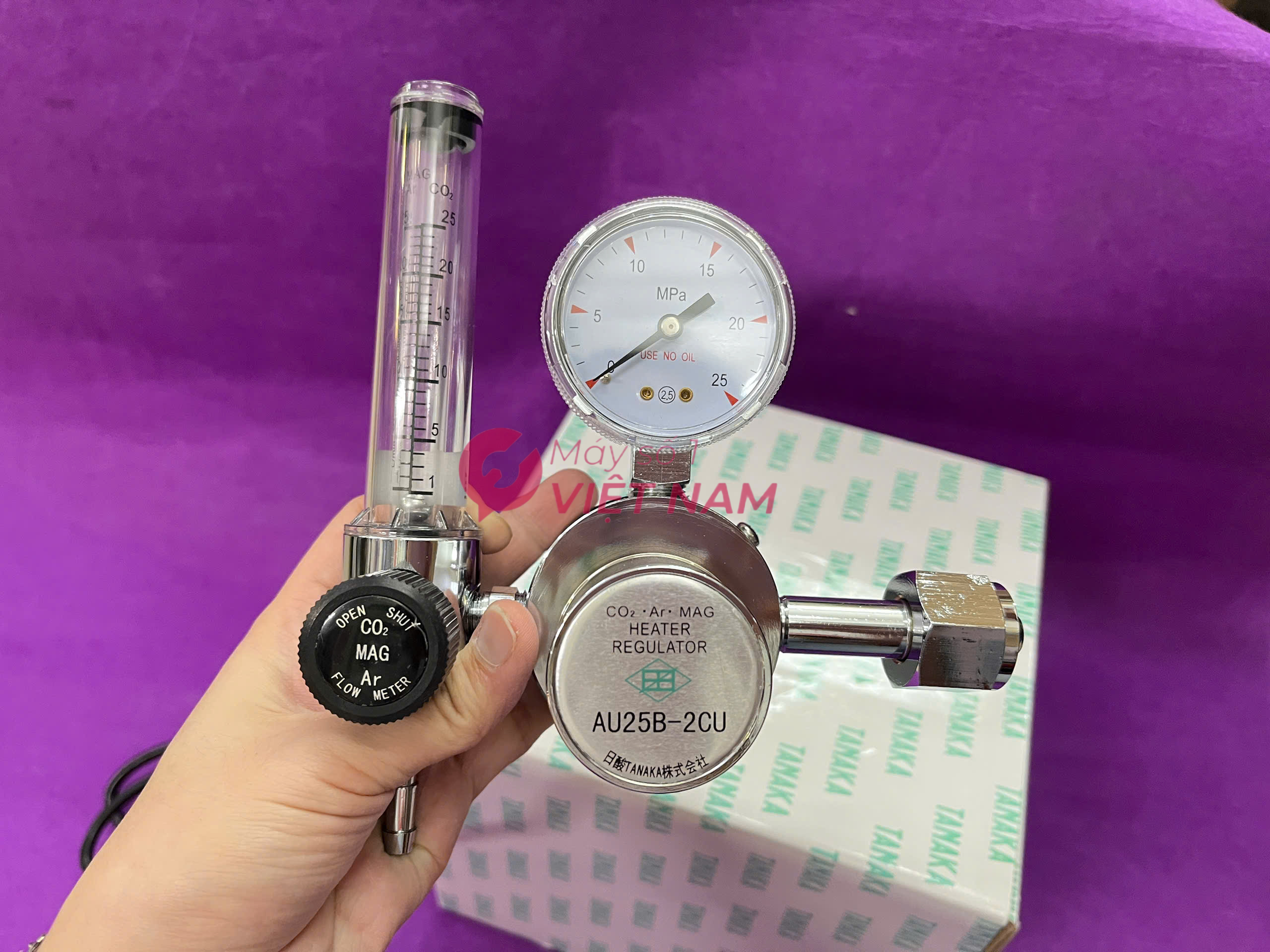 Đồng Hồ Co2 Tanaka 220V Au25B-2Cu 4