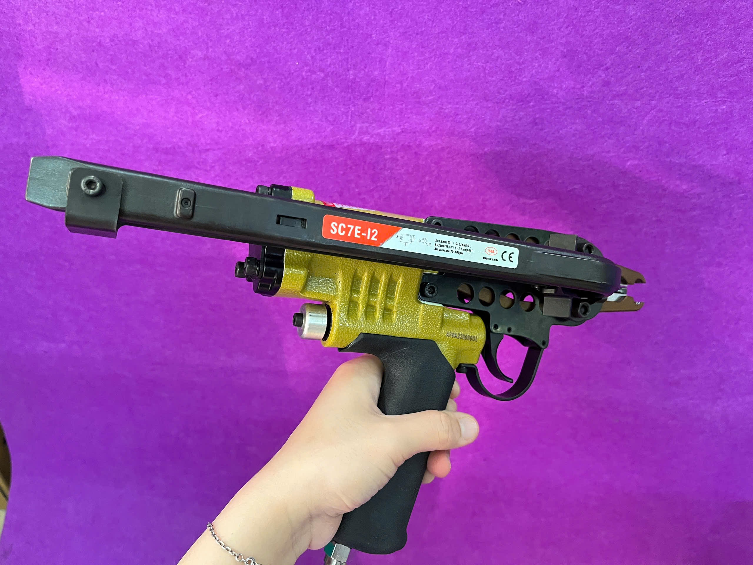 Súng bắn đinh C lớn Meite SC7E-12 2