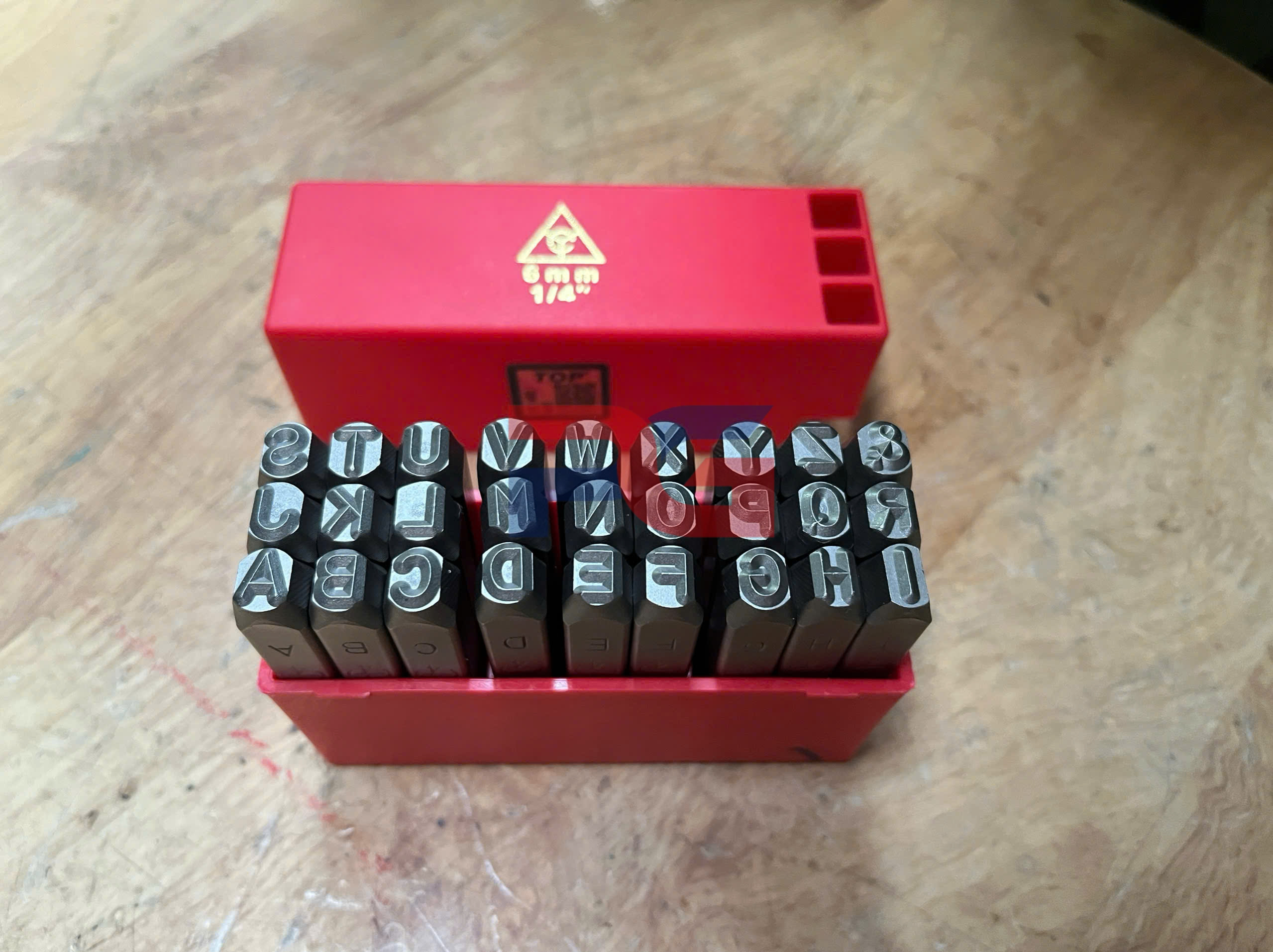 Bộ đóng chữ 6mm YC-601-6.0 2