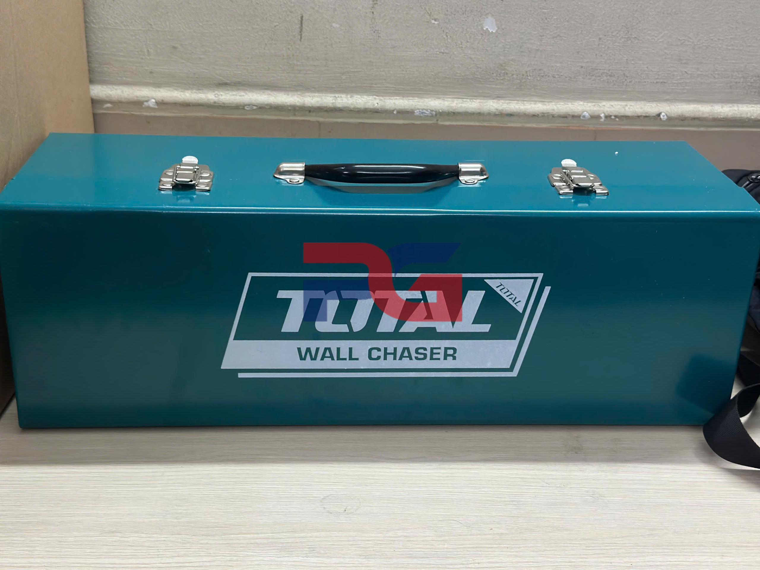Máy cắt rãnh tường 5 lưỡi 3000W Total TWLC1301 1