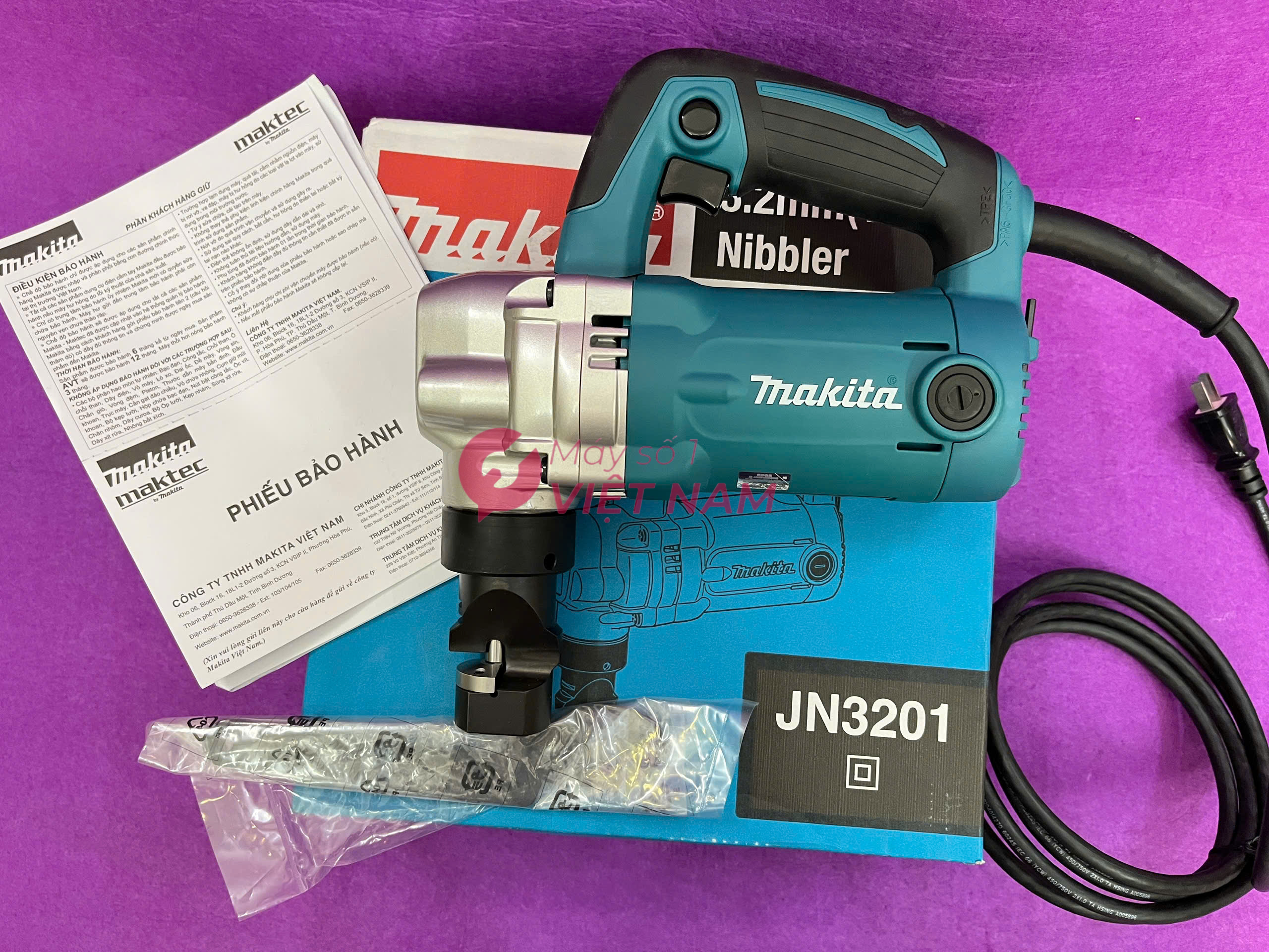 Máy cắt tôn 3.2mm Makita JN3201 710W 1