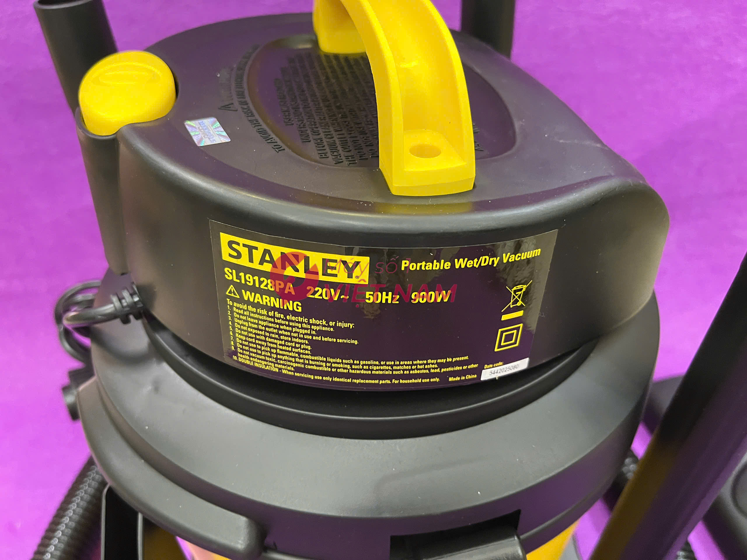 Máy hút bụi công nghiệp mini 9L Stanley SL19128PA cho xưởng