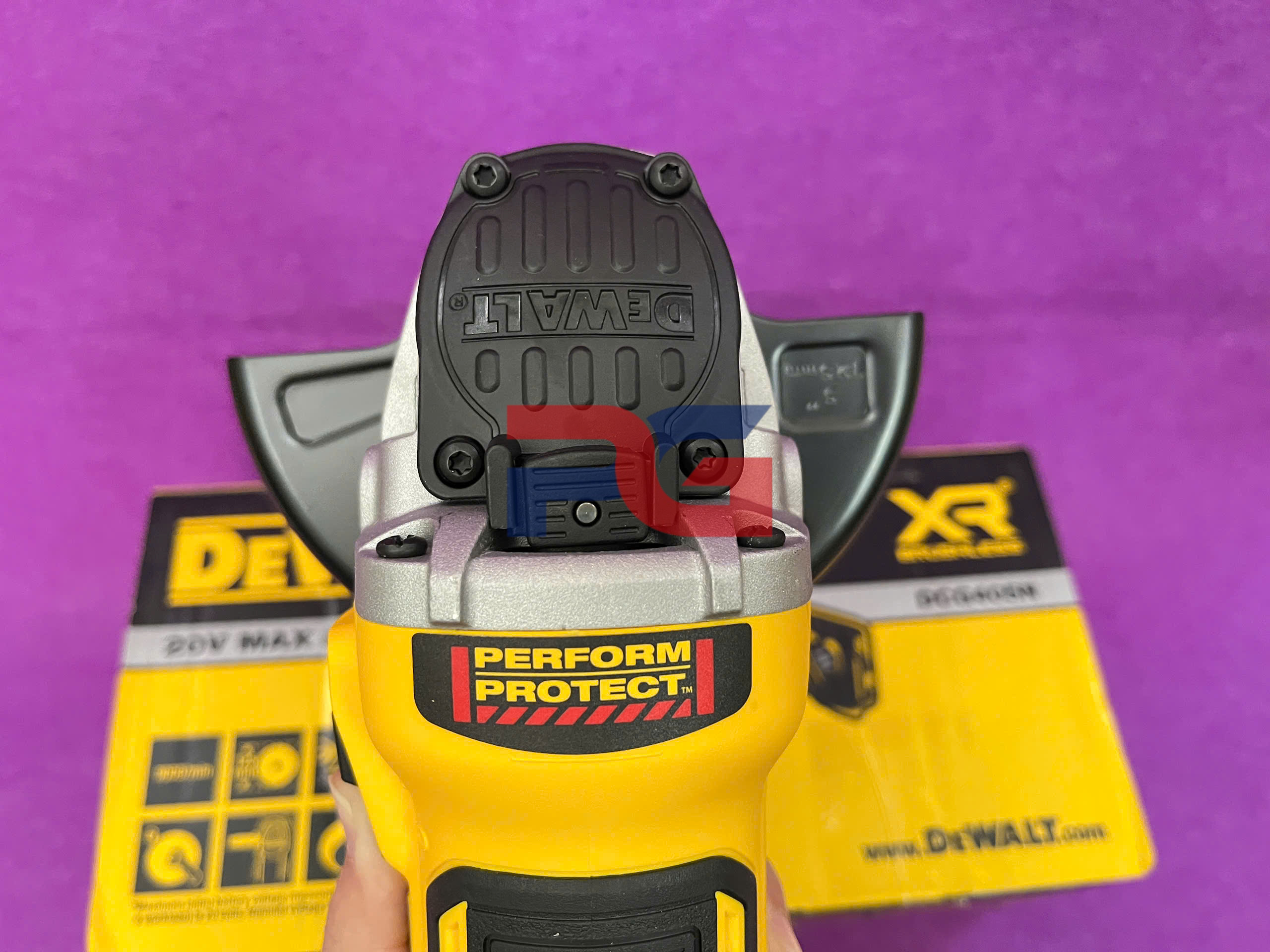Máy mài cầm tay 18V DEWALT DCG405N-KR ( Chưa Pin & Sạc ) 4