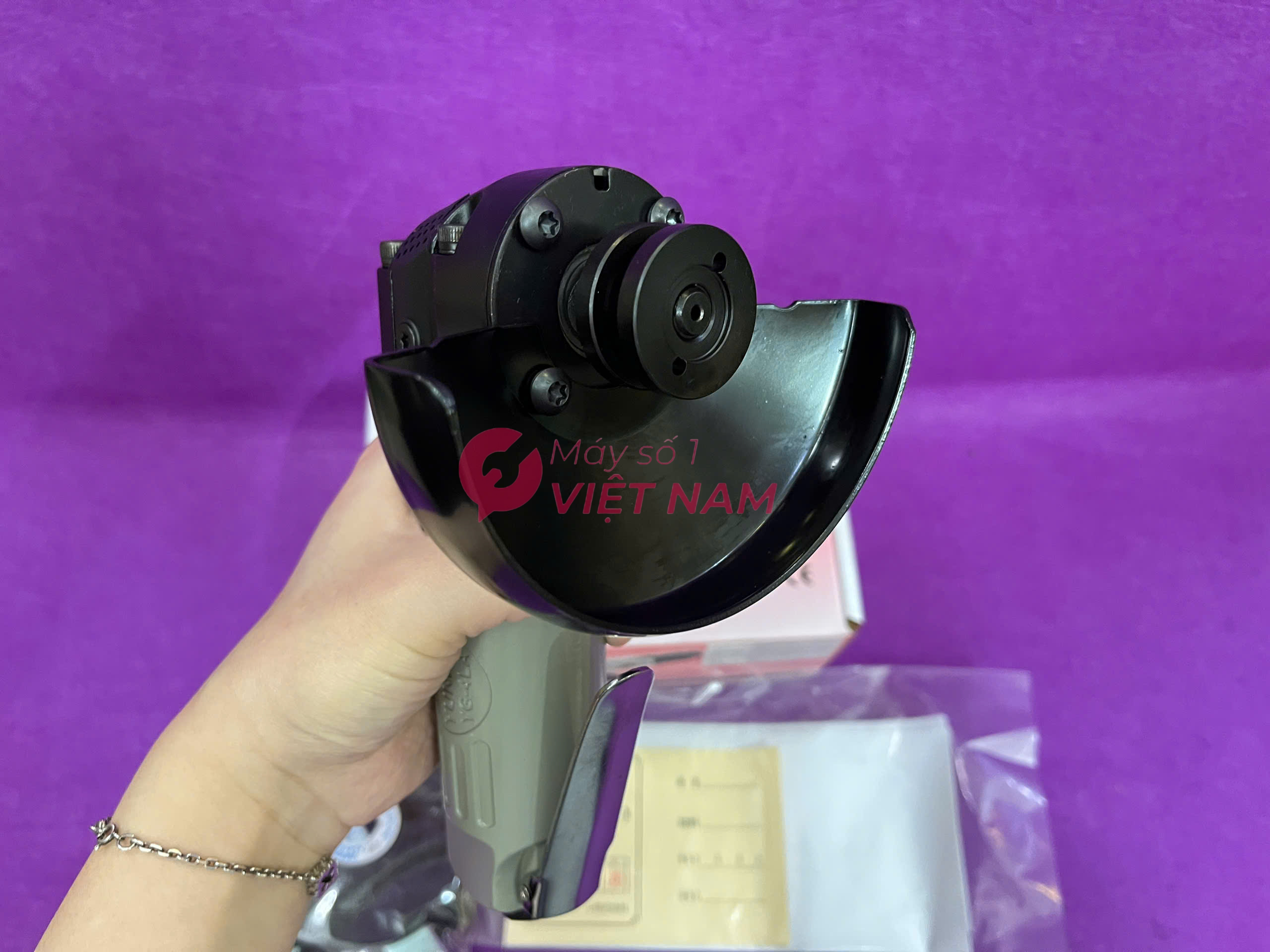 Máy mài khí nén Yunica YG-4LA 4