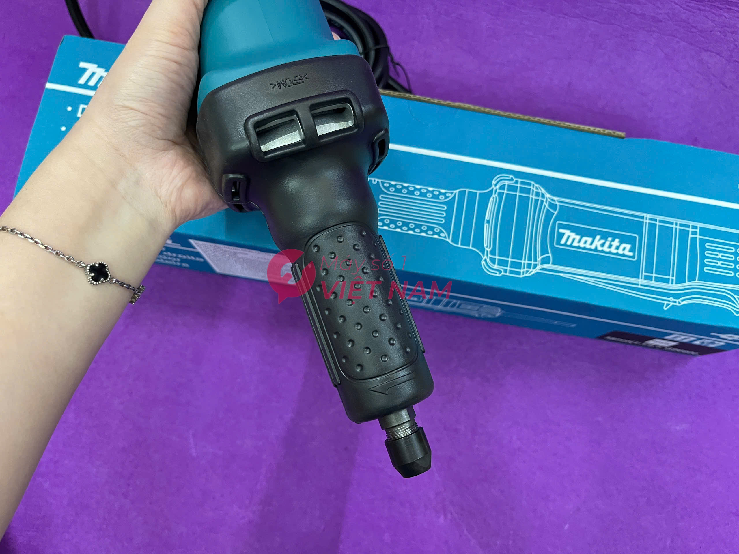 Máy mài khuôn Makita GD0600 1-1/2" 4