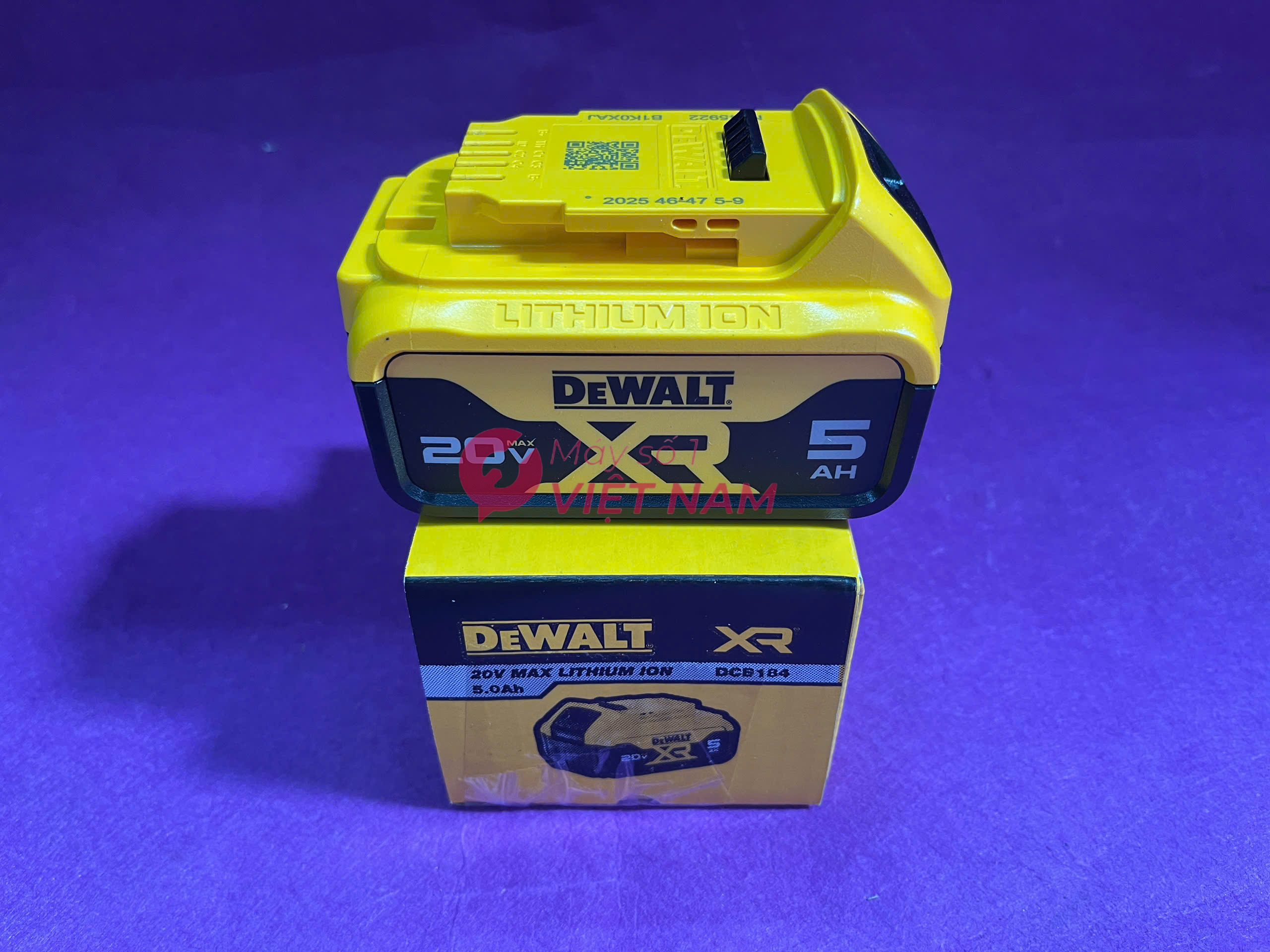 Pin Dewalt DCB184-KR 20V 5.0Ah dùng cho máy DeWalt 18V 20V Max
