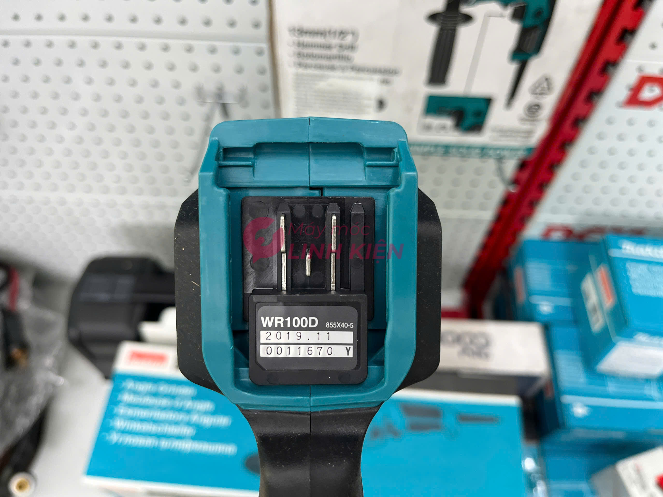 12V Máy siết bu lông xuyên tâm dùng pin Makita WR100DZ ( Chưa kèm pin, sạc) 4