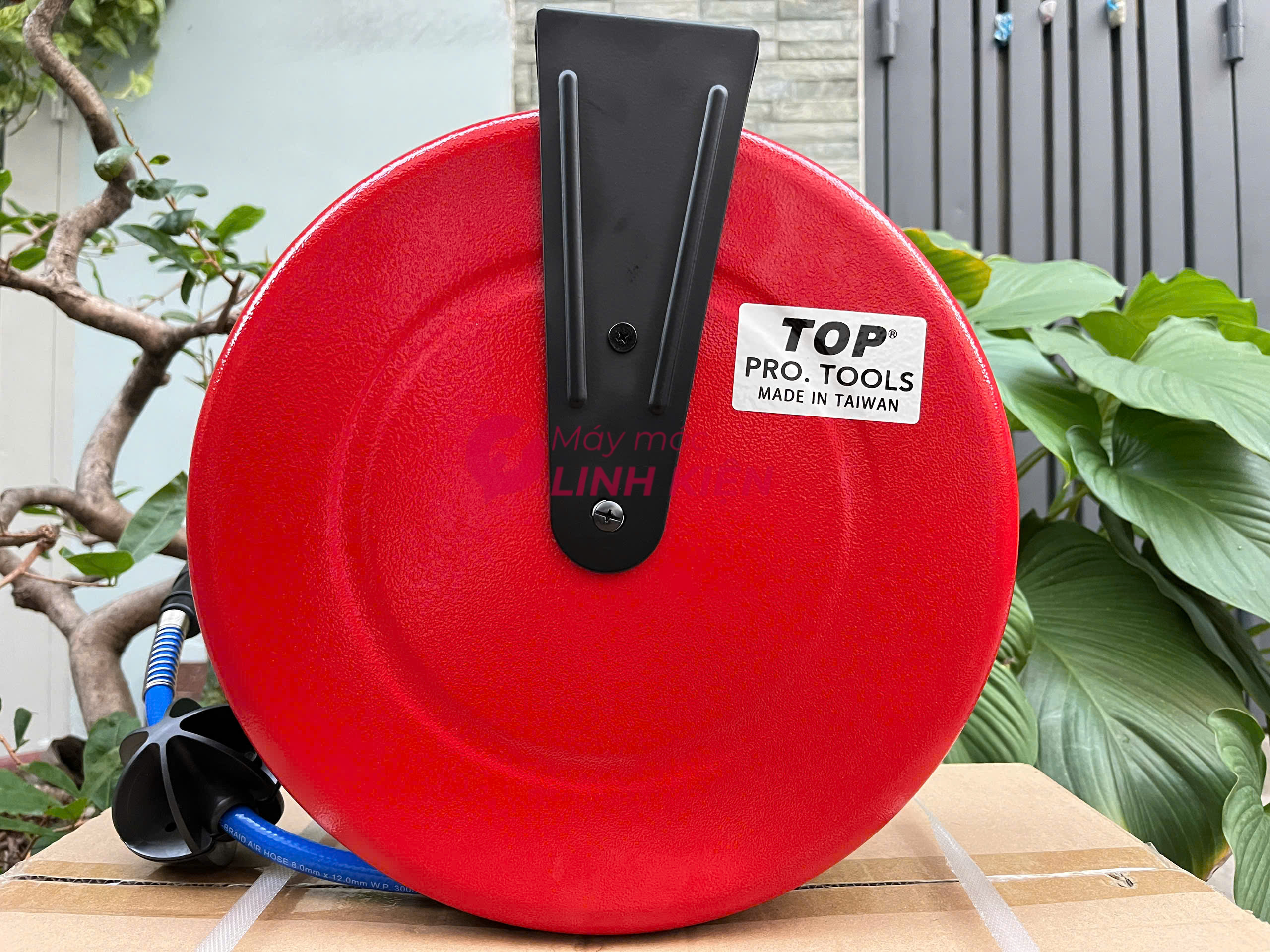 Cuộn ống hơi rút tự động 15m hộp sắt (HR-708C) 2
