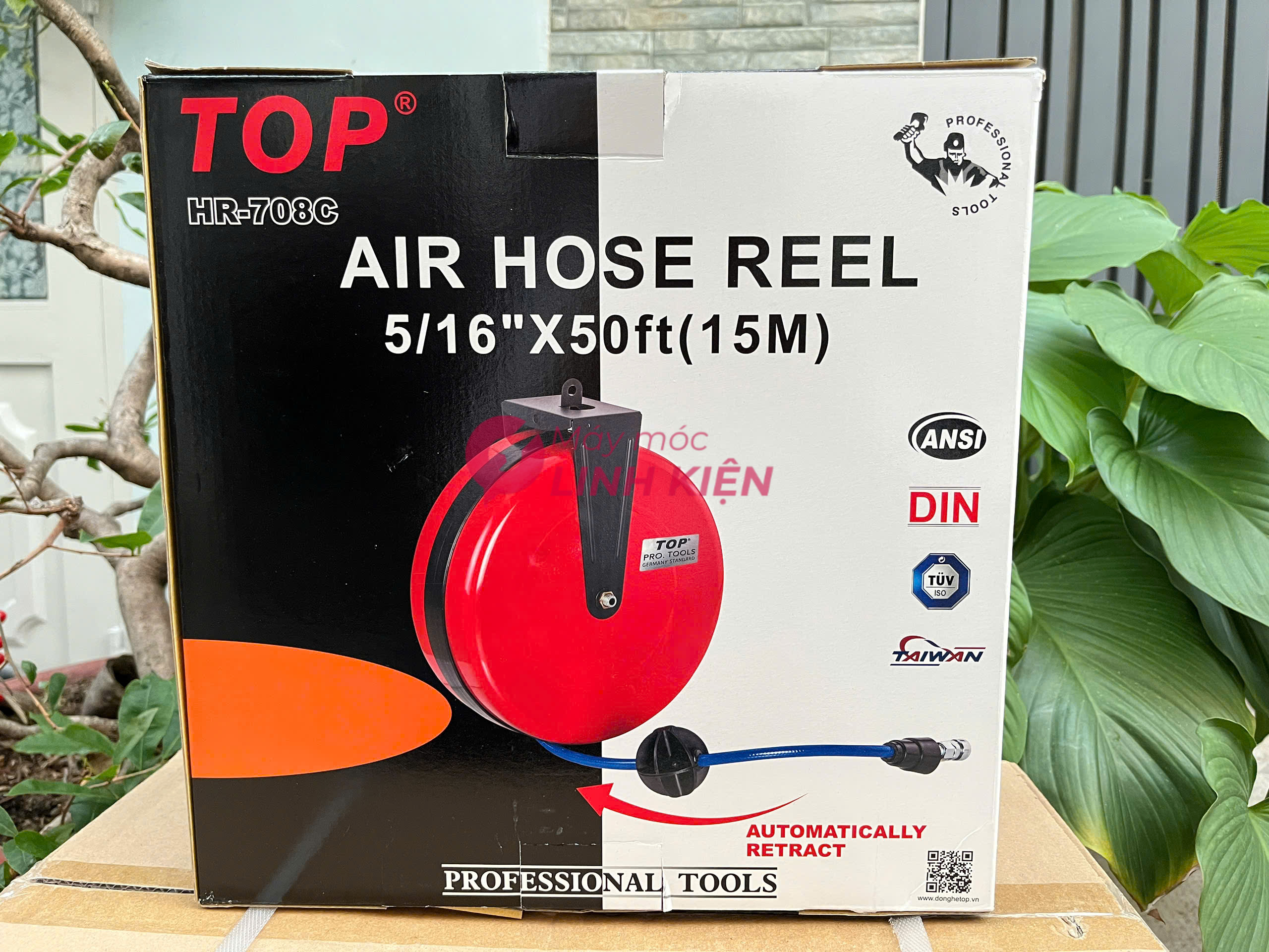 Cuộn ống hơi rút tự động 15m hộp sắt (HR-708C) 1