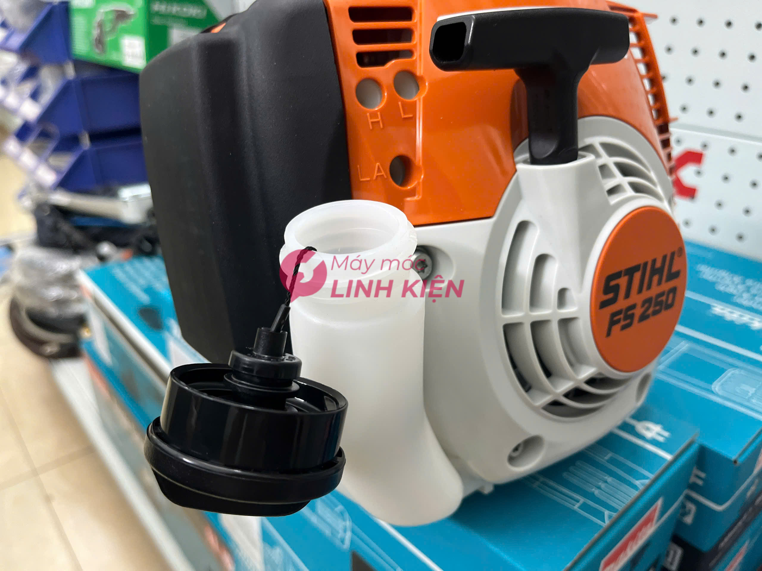Phụ kiện chính hãng đi kèm máy cắt cỏ Stihl FS 250