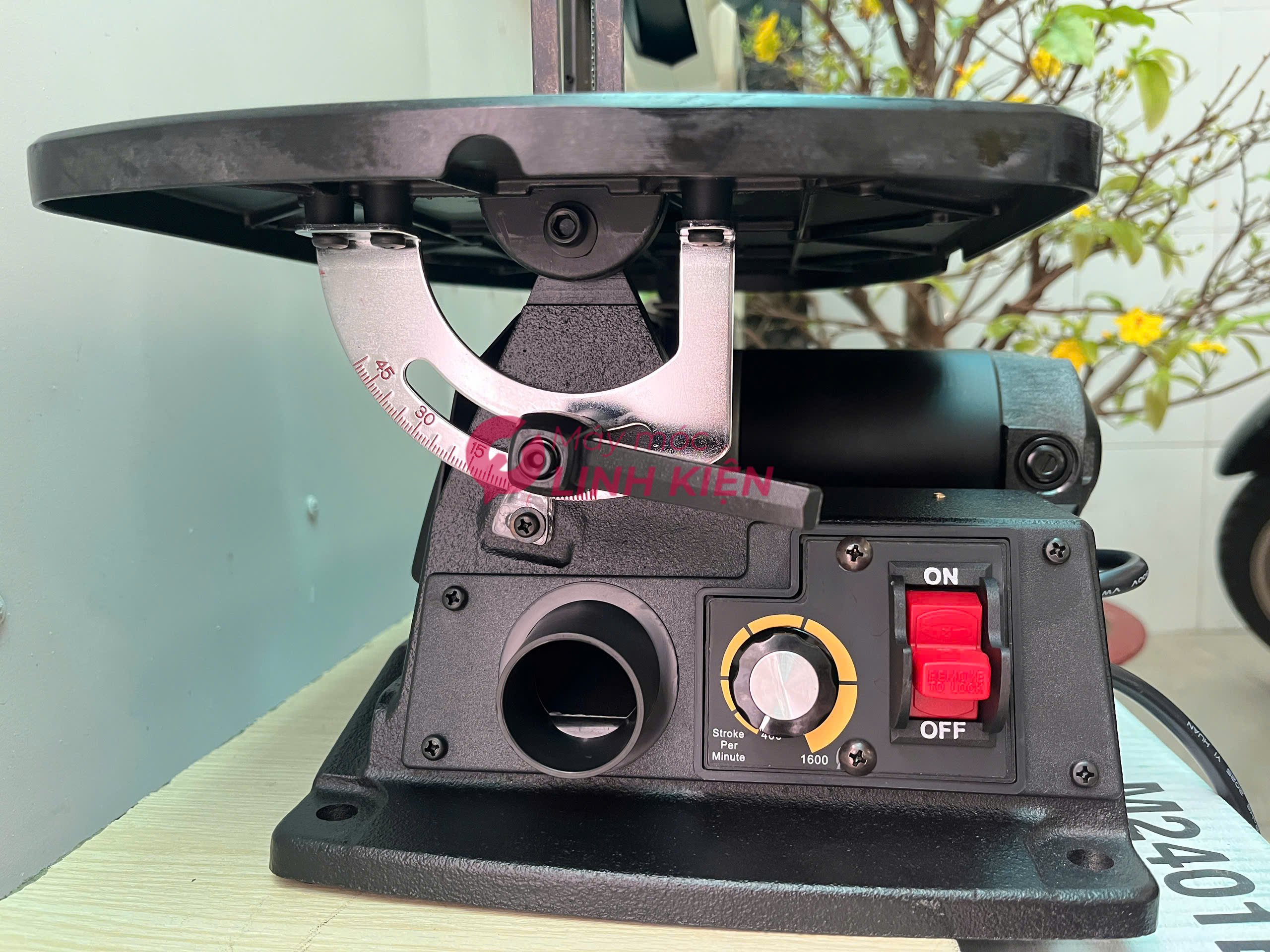 Máy cưa lọng bàn Makita SJ401 (50W) 3