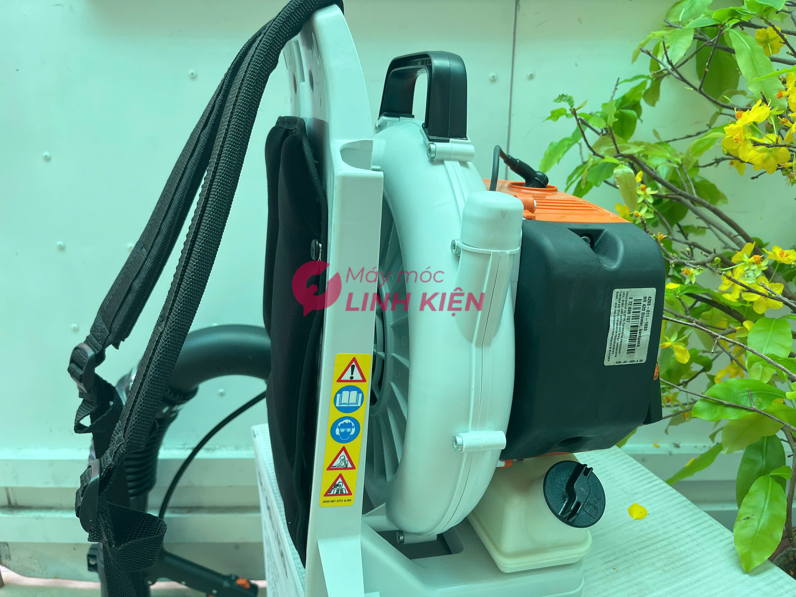 Máy thổi lá dùng xăng 2 thì Stihl BR420 5