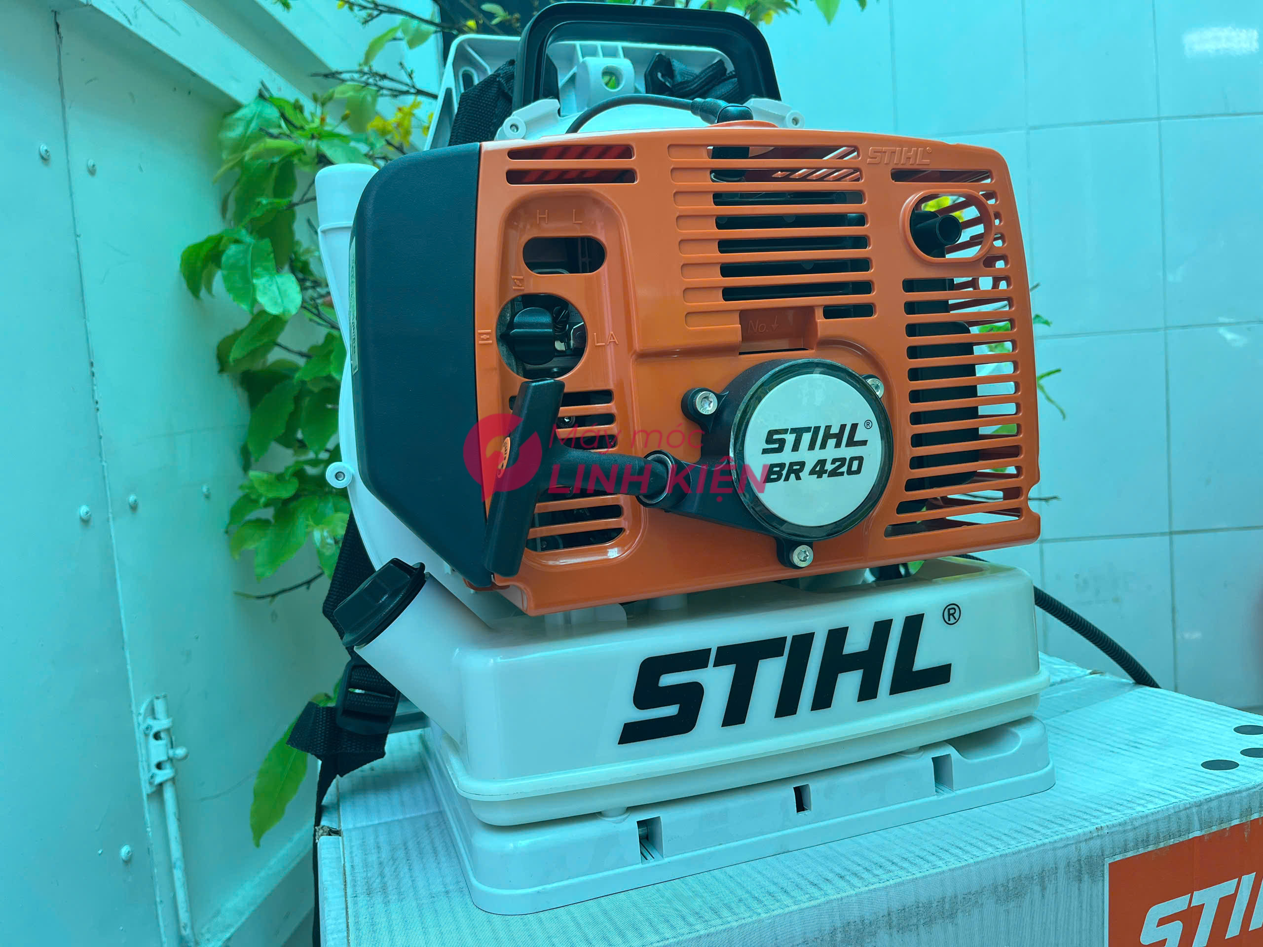 Máy thổi lá dùng xăng 2 thì Stihl BR420 3