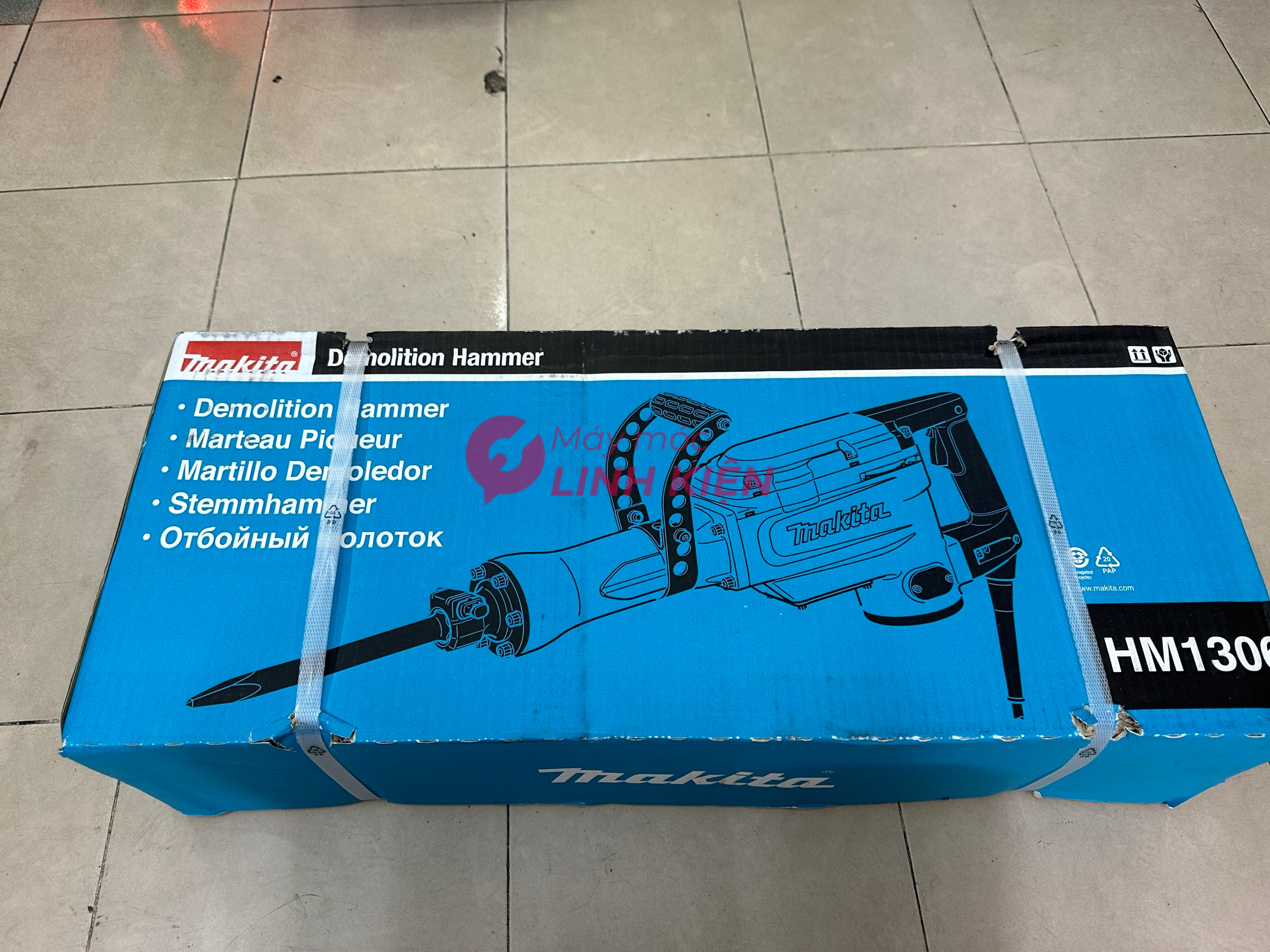 Máy đục bê tông mũi lục giác Makita HM1306 30mm 1